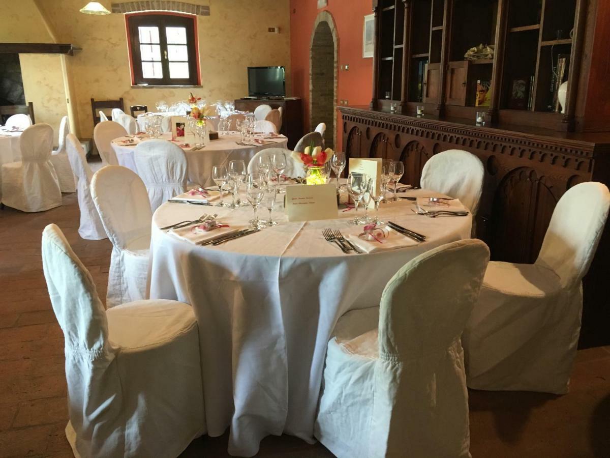 Agriturismo Wine Casale Villa Chiara 토르지아노 외부 사진